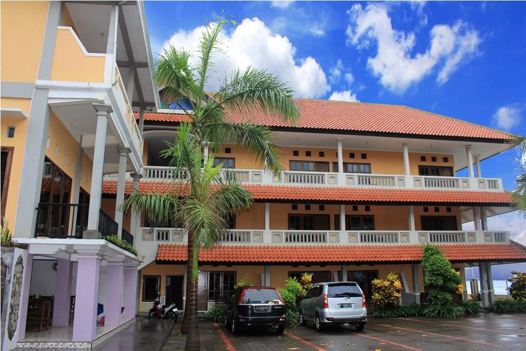 Baru Dua Beach Hotel Banyuwangi  Exterior foto