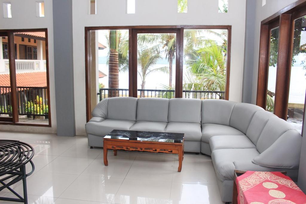 Baru Dua Beach Hotel Banyuwangi  Exterior foto
